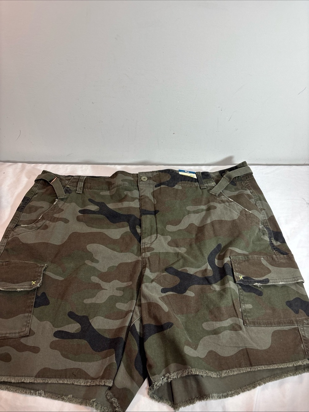 Terra & Sky Women’s Camo Cargo Shorts - Olive Green. 1277